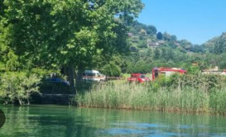 Precipita un elicottero a Lesa (NO), un morto e tre feriti